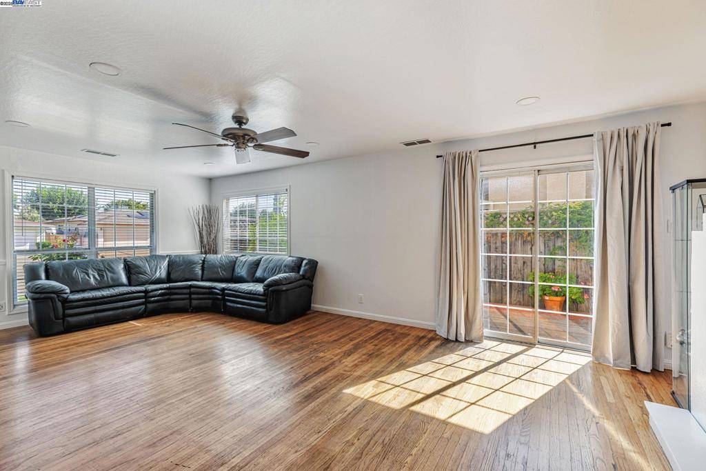 Livermore, CA 94550,1027 Redondo Way