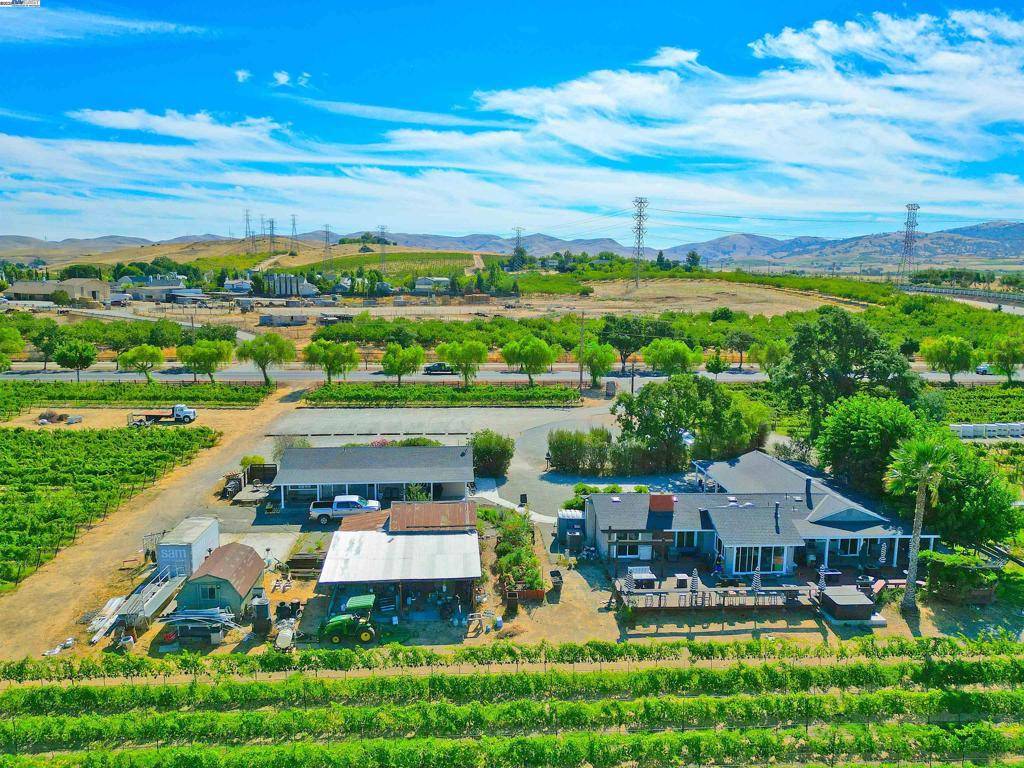 Livermore, CA 94550,2915 S Vasco Rd