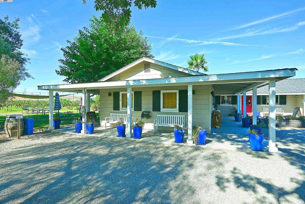 Livermore, CA 94550,2915 S Vasco Rd