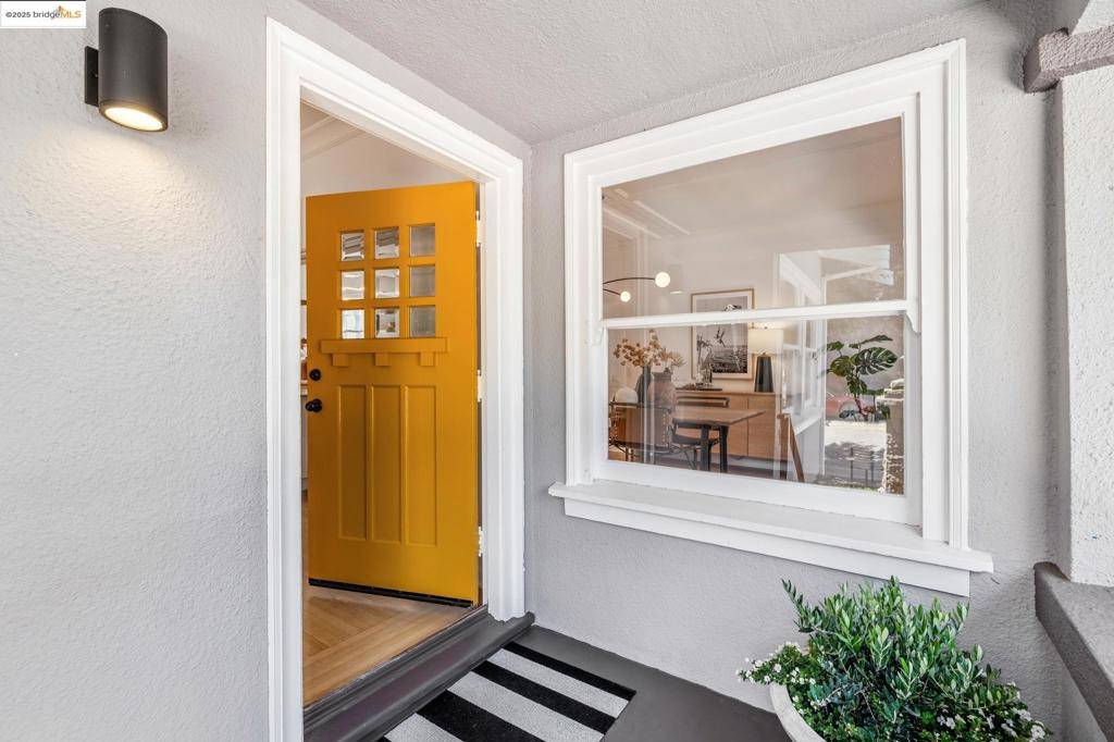 Berkeley, CA 94705,2848 Russell St