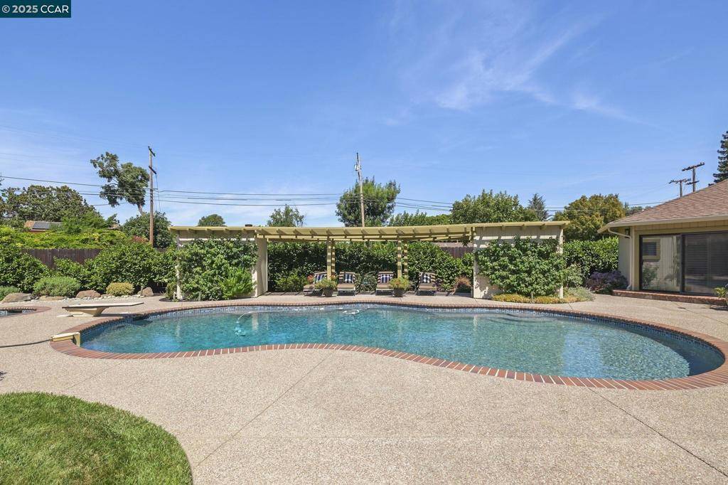 Walnut Creek, CA 94598,738 Mandarin Ln