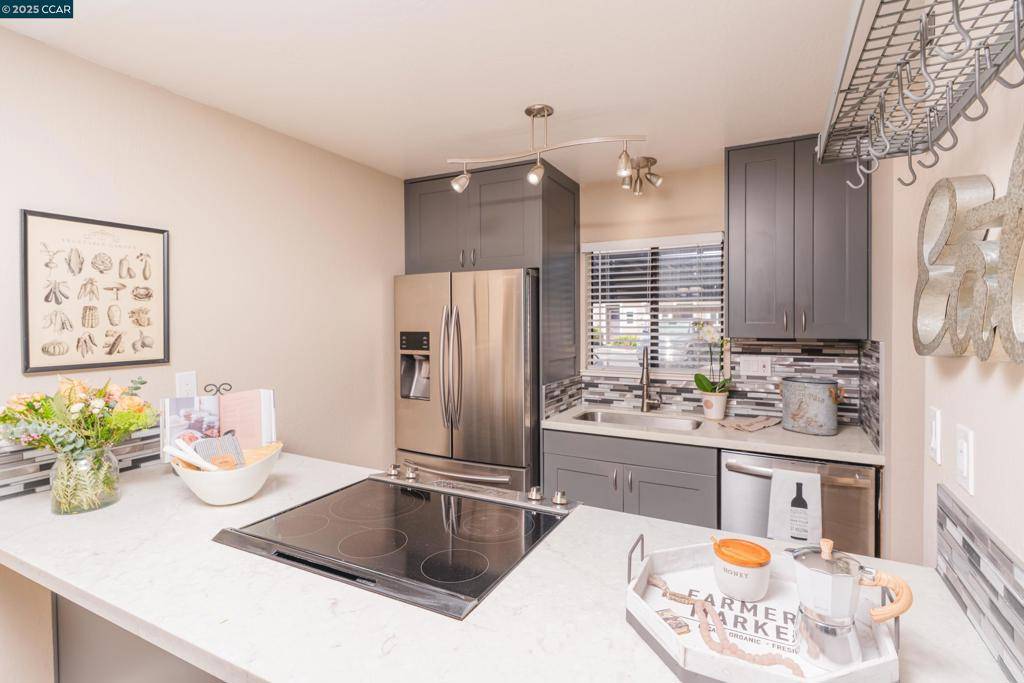 Livermore, CA 94551,1821 Paseo Laguna Seco