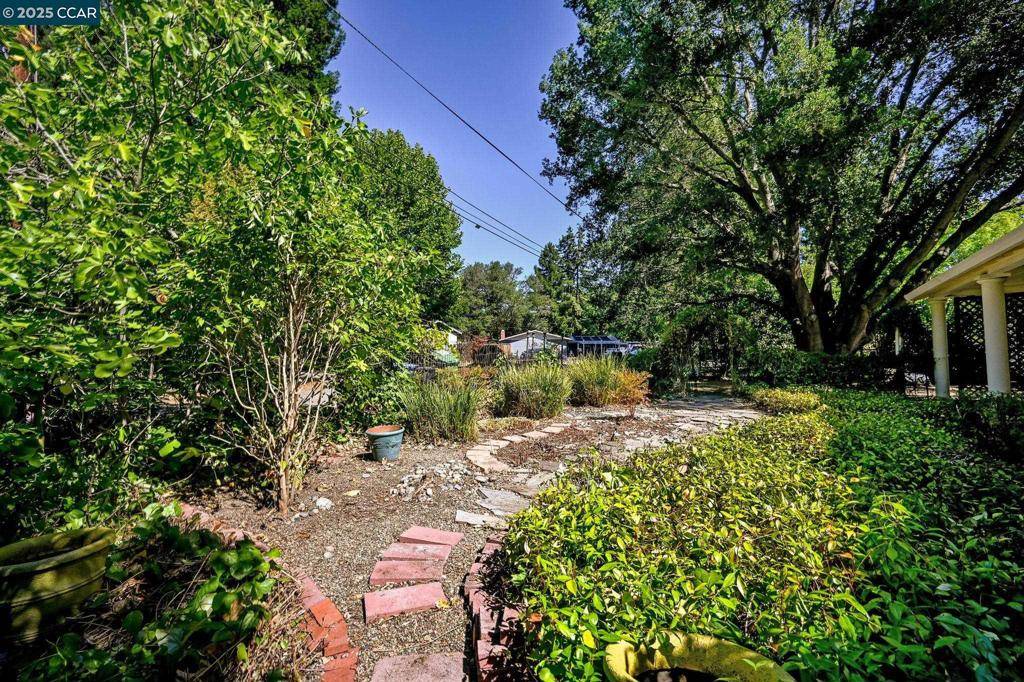 Lafayette, CA 94595,16 Stanley Ct