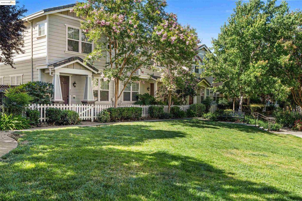 Walnut Creek, CA 94598,206 Hamlin Loop