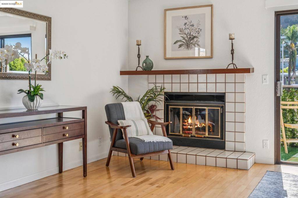 Albany, CA 94706,518 Kains Ave #3