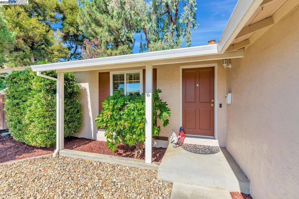 Union City, CA 94587,2404 Maraschino Pl