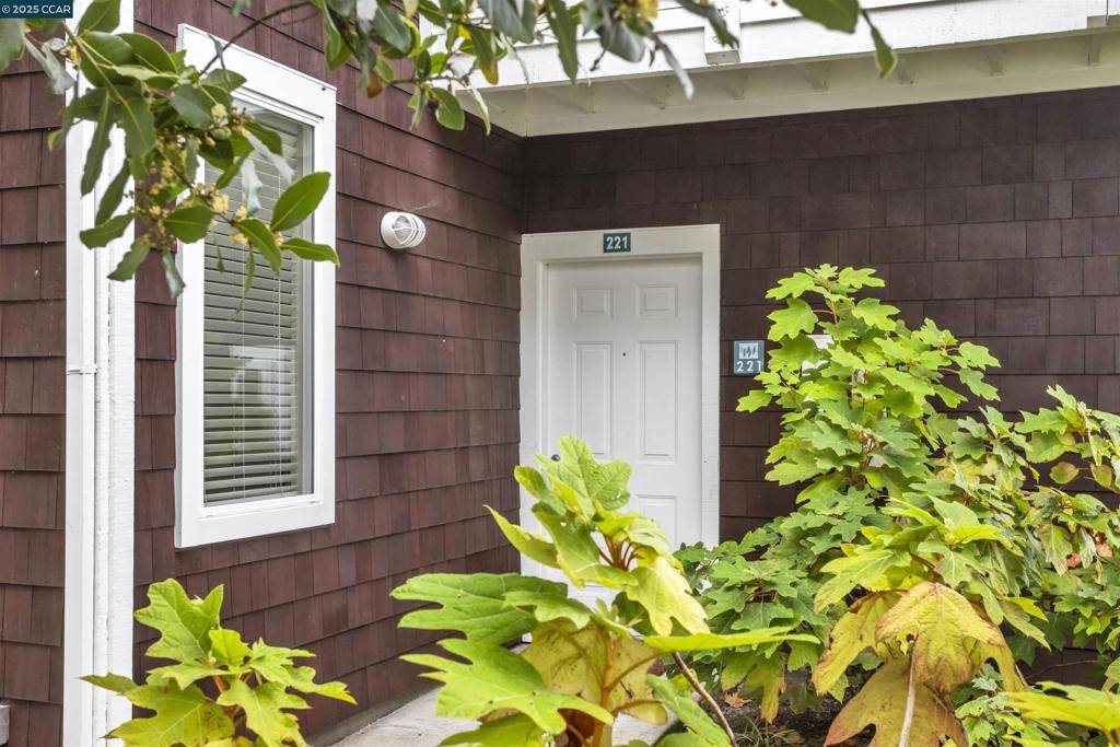 Richmond, CA 94804,221 Bayside Ct