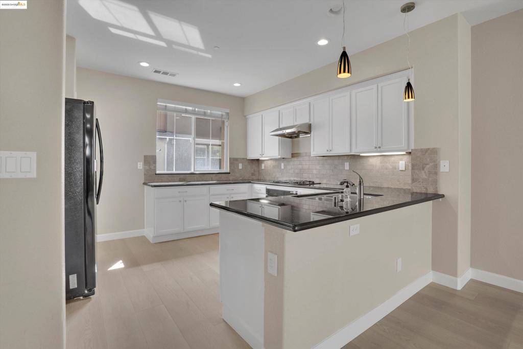 Hayward, CA 94541,414 Palmer Ave