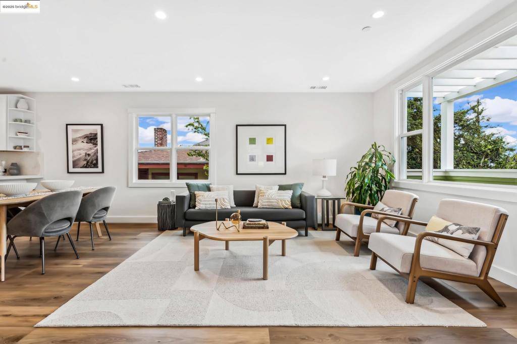 Oakland, CA 94609,667 Alcatraz Ave