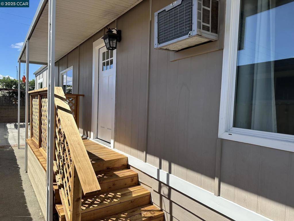 Pacheco, CA 94553,174 Medina Dr