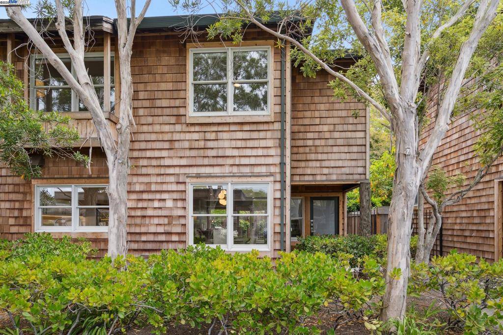 Alameda, CA 94502,641 Centre Ct