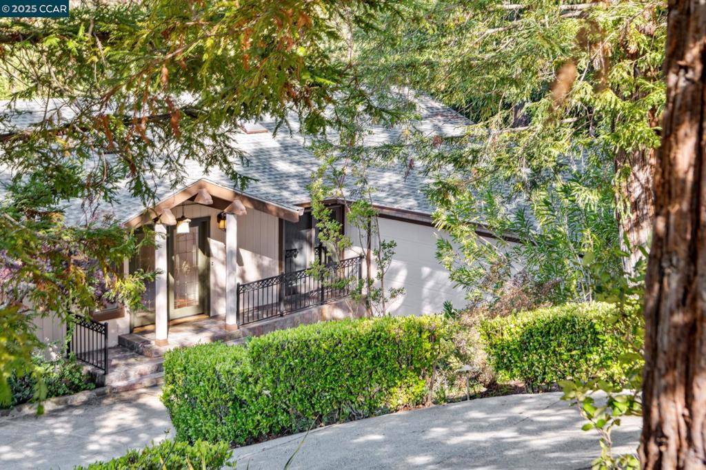 Lafayette, CA 94549,1149 Camino Vallecito