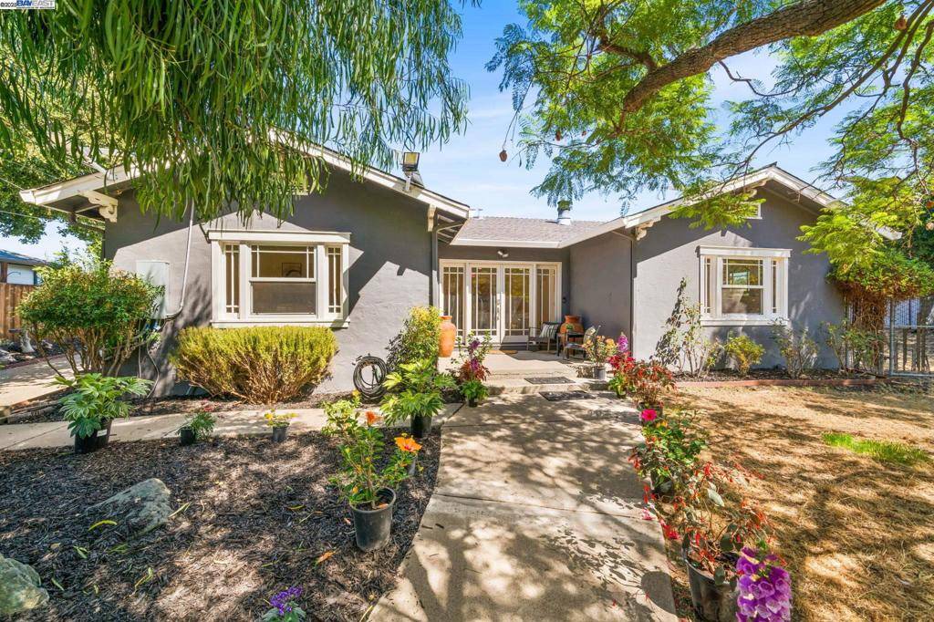 Fremont, CA 94539,41620 Beatrice St