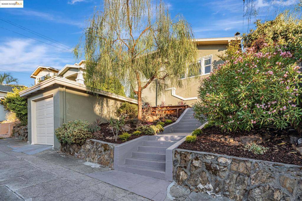 Oakland, CA 94606,1920 5Th Ave