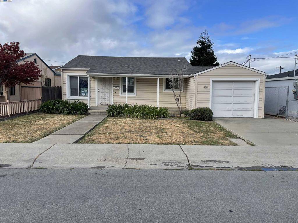 San Lorenzo, CA 94580-2718,17069 Via Chiquita