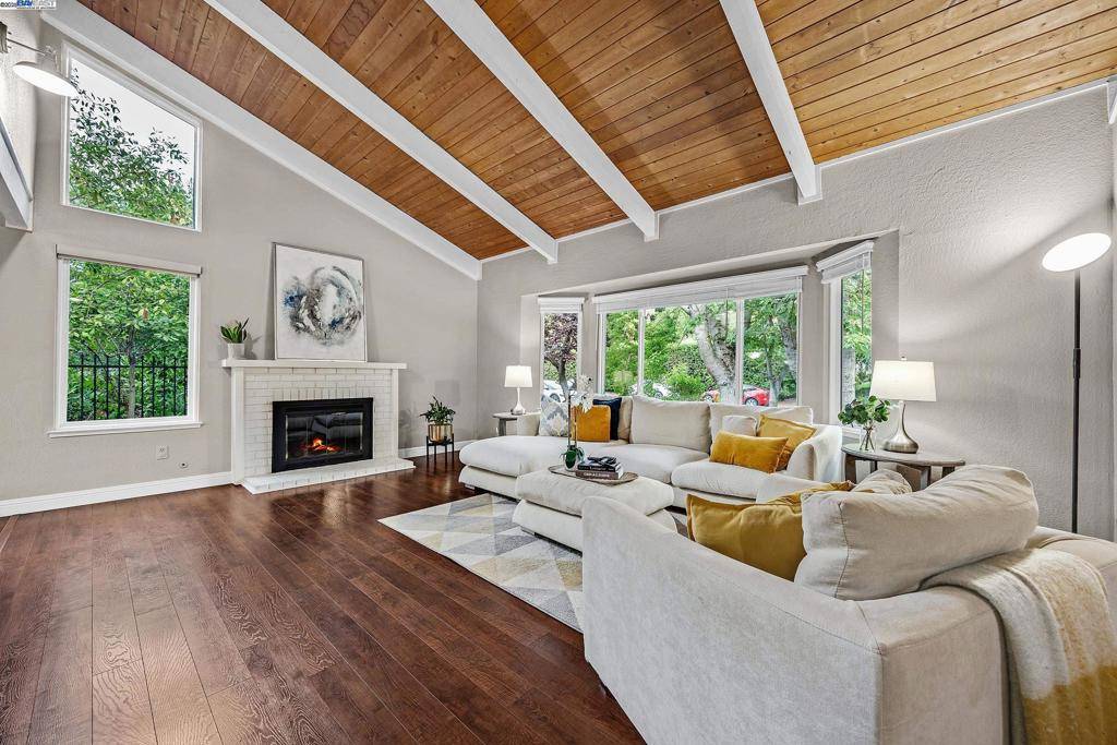 San Ramon, CA 94583,2240 Tahiti Drive