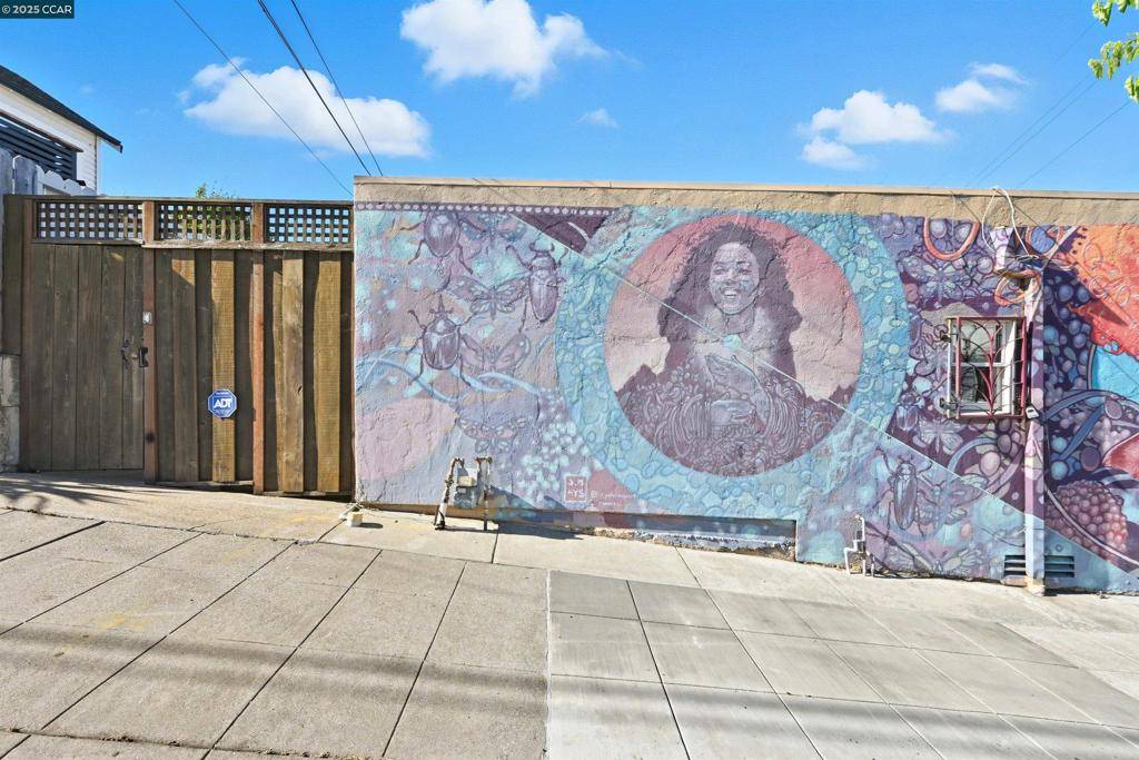 Oakland, CA 94606,2346 23rd Ave