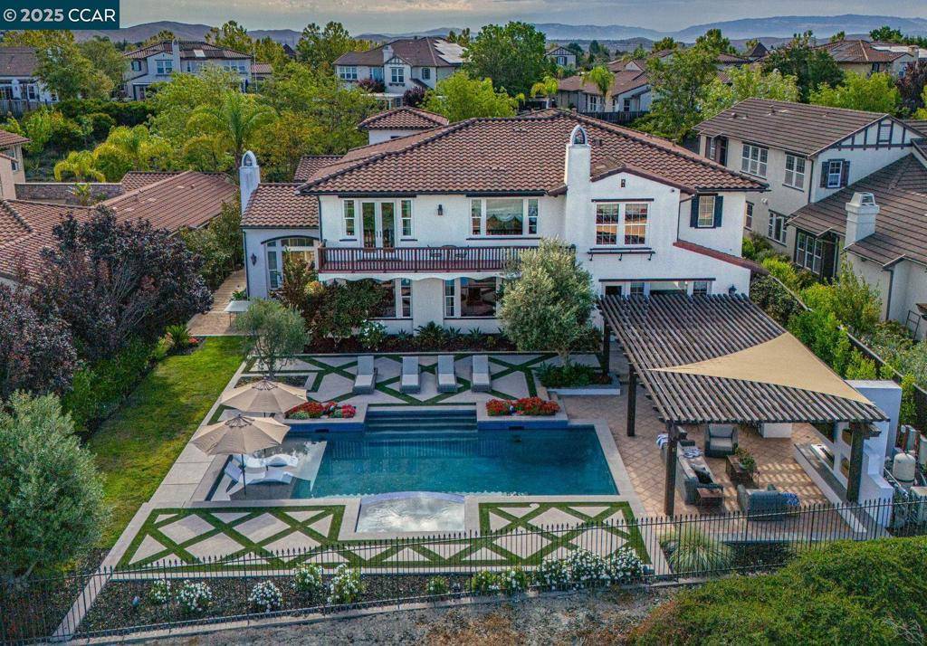 San Ramon, CA 94582,5436 Heatherland Dr