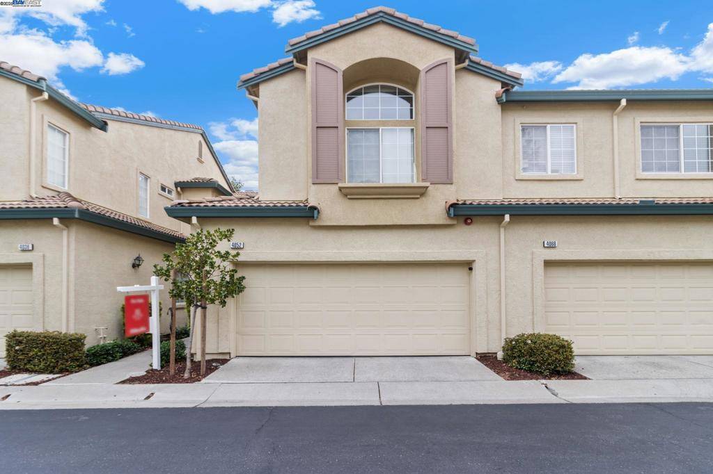Pleasanton, CA 94588,4052 Ghiotti Ct