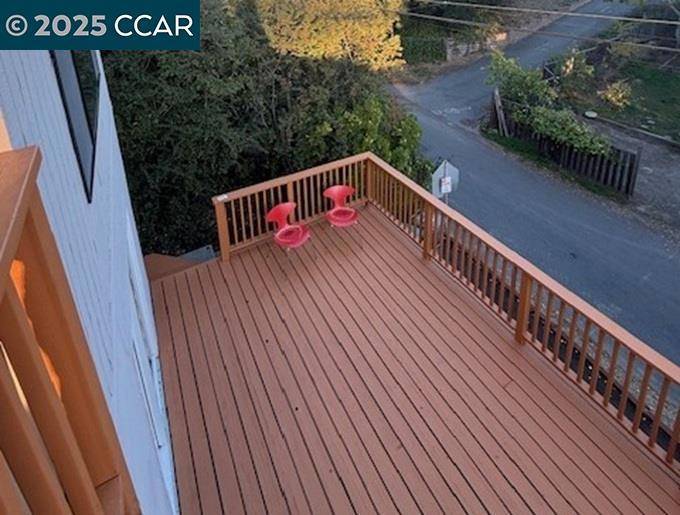 Oakland, CA 94602,4271 Whittle Ave