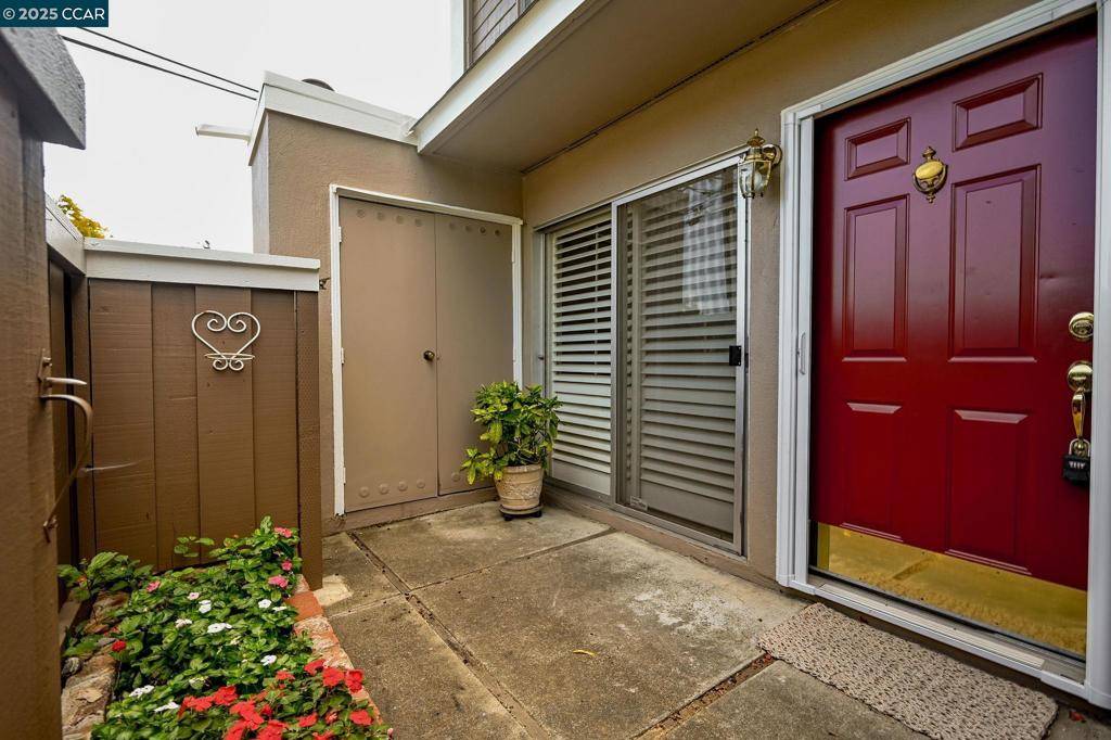 Concord, CA 94518,1218 Hookston Rd