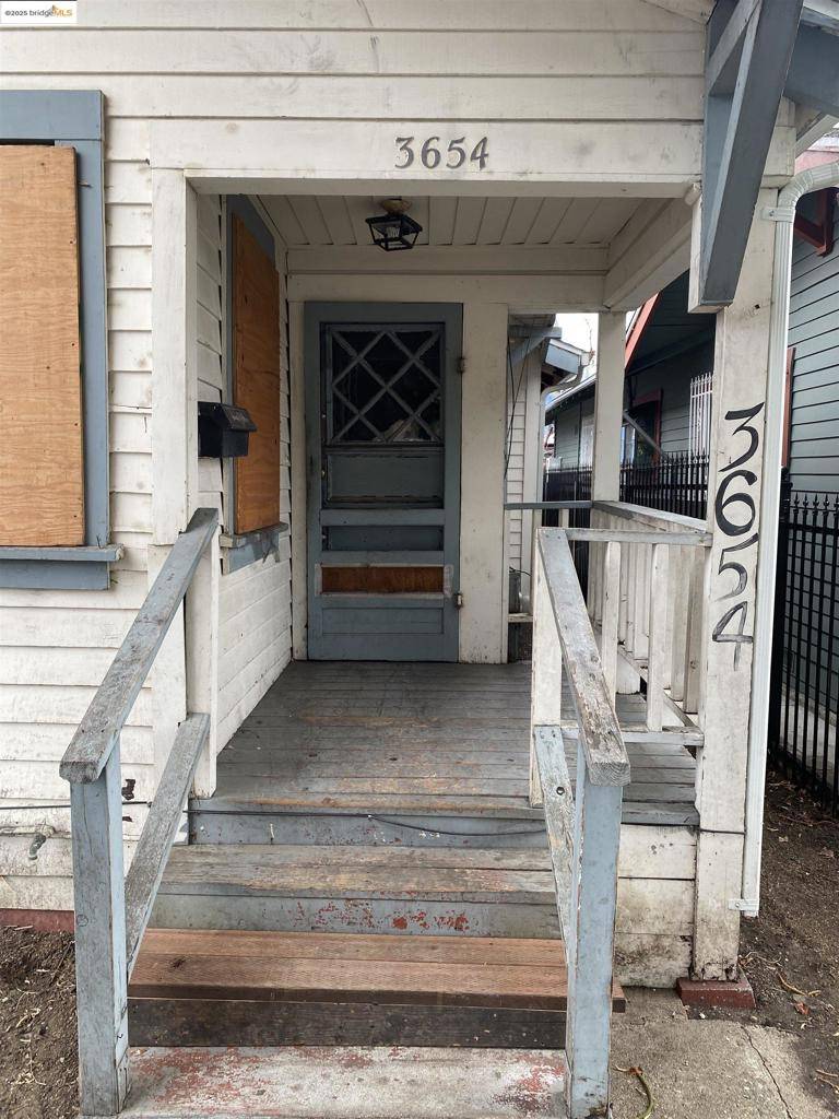 Oakland, CA 94619,3654 39th Ave