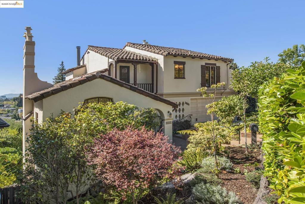 Oakland, CA 94618,5835 Margarido Drive