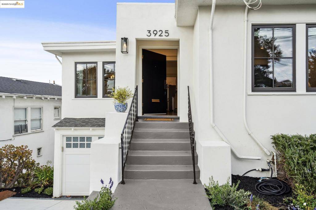 Oakland, CA 94610,3925 Balfour Avenue