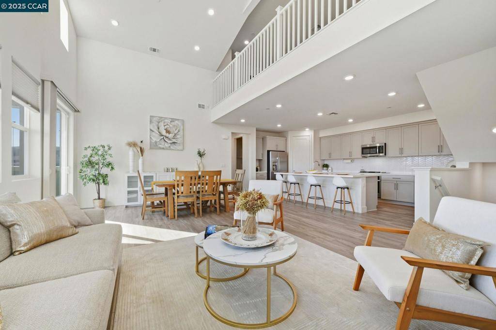 San Ramon, CA 94583,22208 Argento Loop