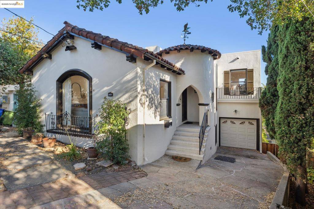 Oakland, CA 94602,2471 Burlington St
