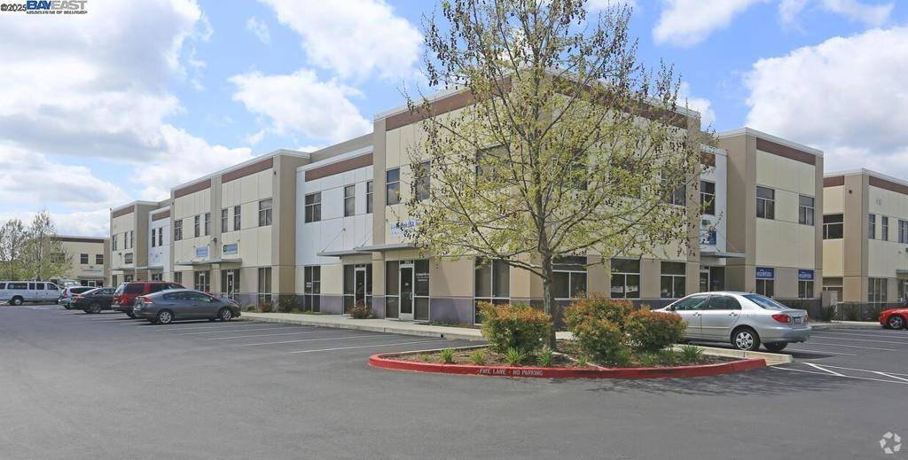 Pleasanton, CA 94566,405 Boulder Ct