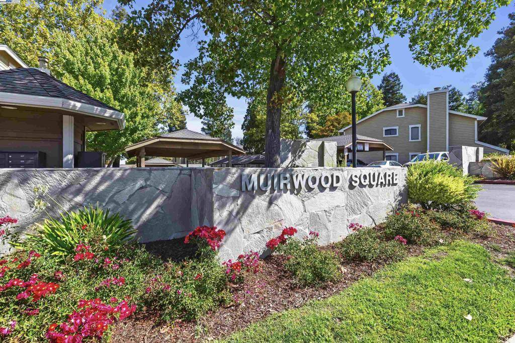 Martinez, CA 94553-4666,655 Center Ave