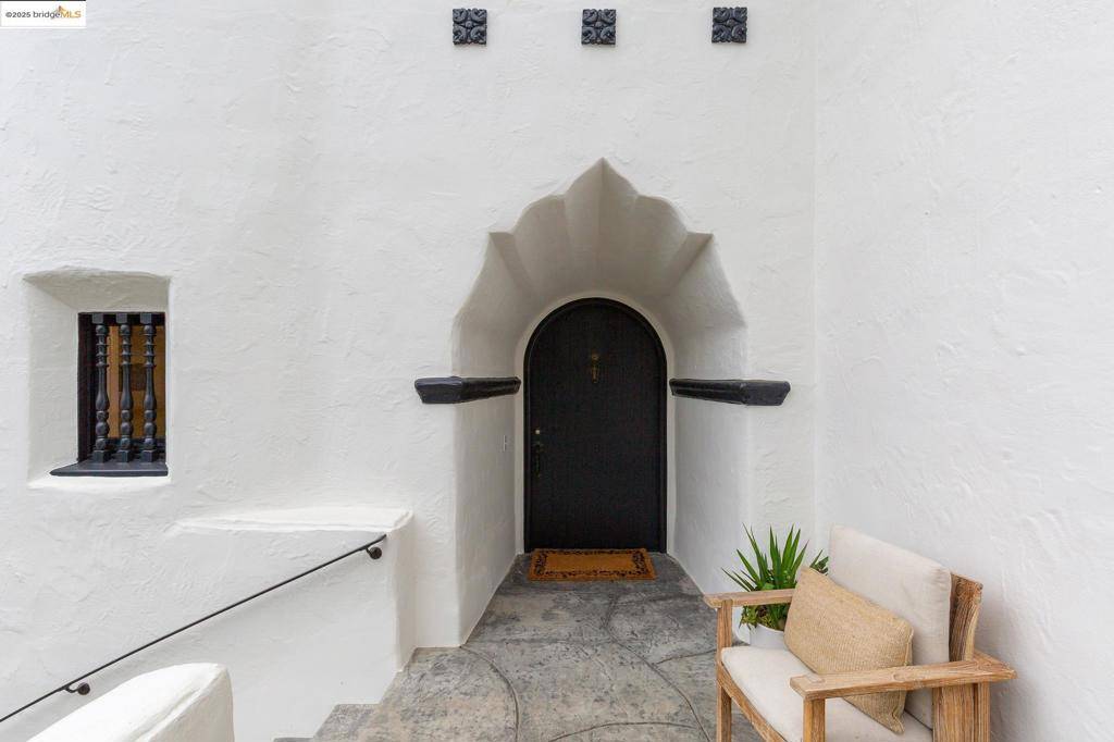 Piedmont, CA 94610,191 Indian Rd