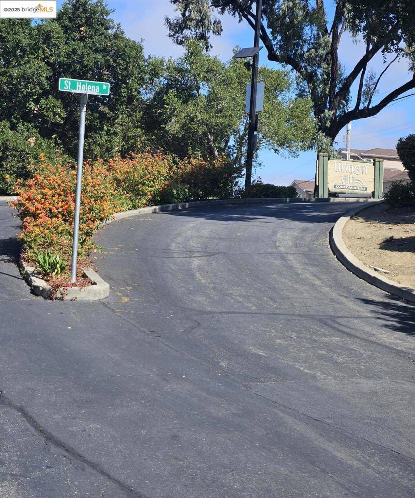 Hayward, CA 94542-1603,2419 Saint Helena Dr #6