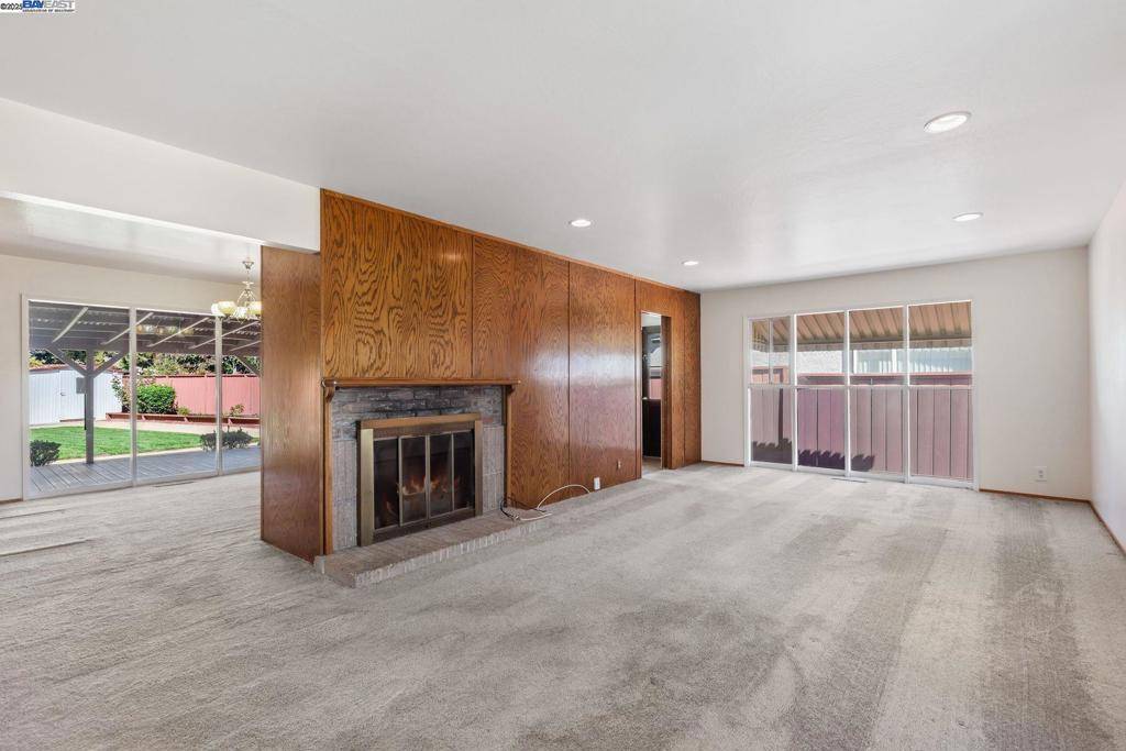 Hayward, CA 94544,31338 Brae Burn Ave