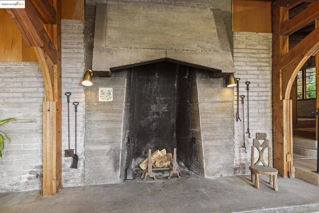 Berkeley, CA 94708,2 Maybeck Twin Dr