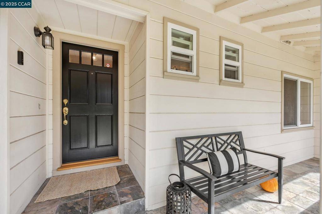 Orinda, CA 94563,5 Broadview Terrace