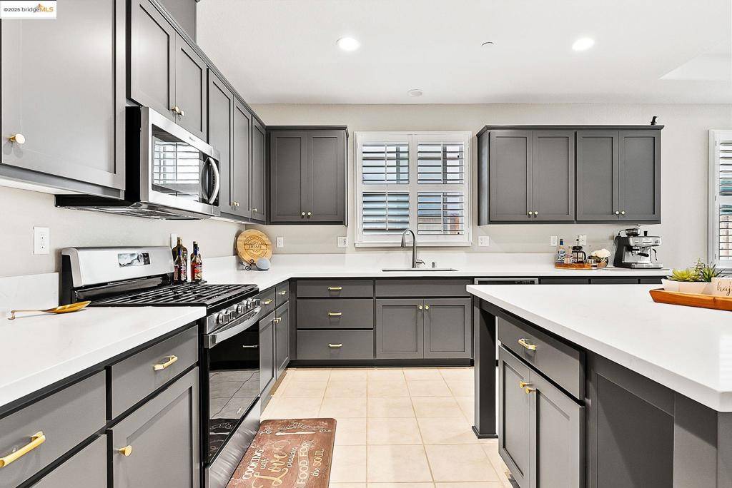 Oakley, CA 94561,515 Longhorn Way