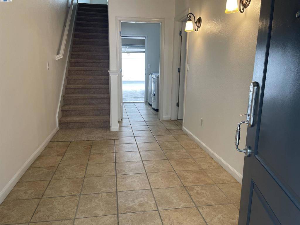 Richmond, CA 94804,1503 Jetty Dr