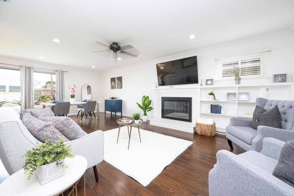 Hayward, CA 94544,1338 Thais Ln