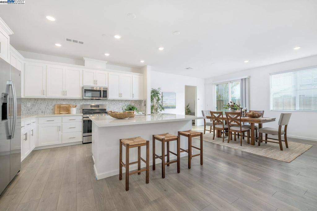 Pittsburg, CA 94565,30 Cypress Ct