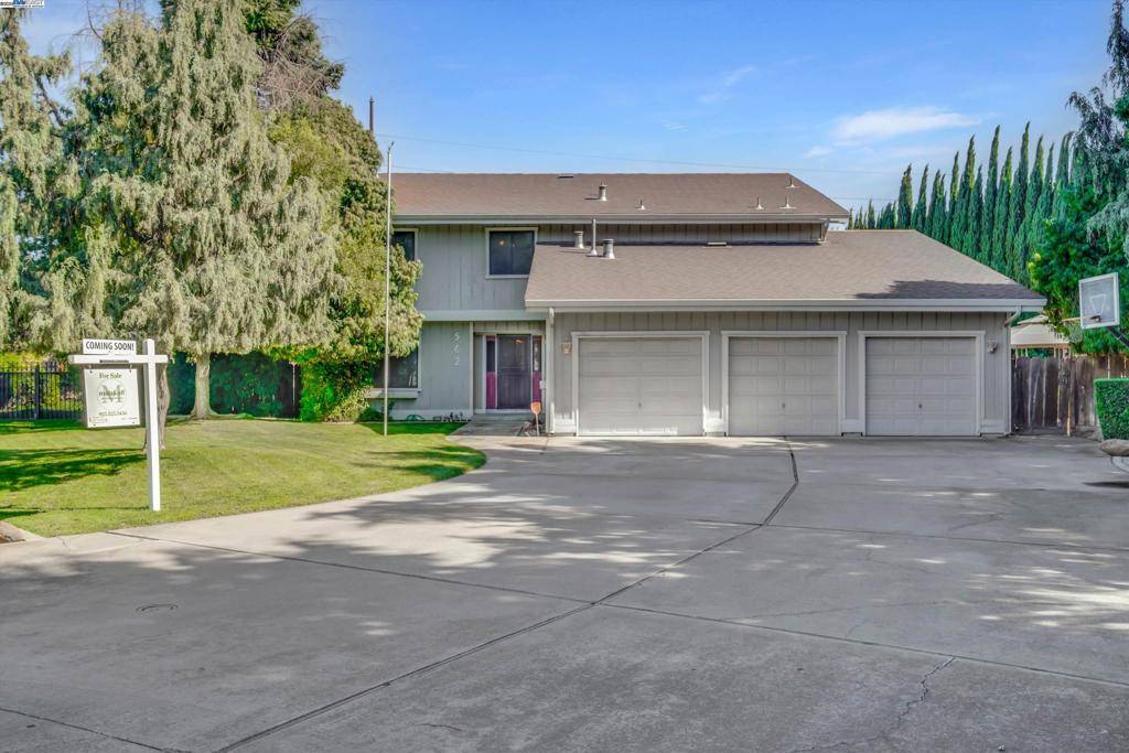 Manteca, CA 95337,562 Greenview Pl