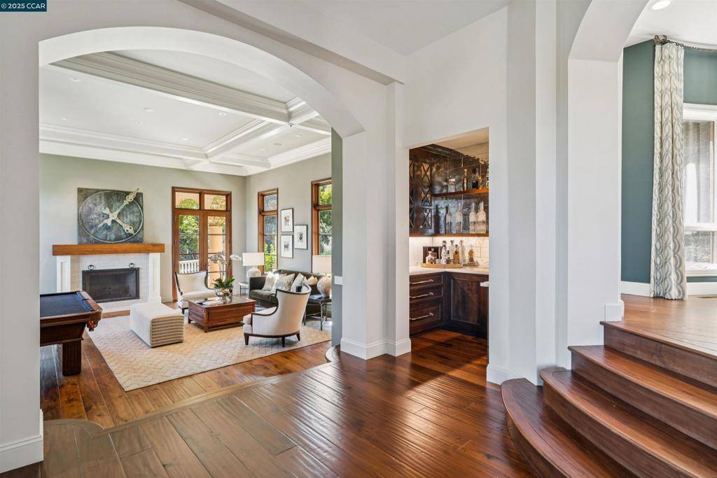 Orinda, CA 94563,42 Tappan Ln