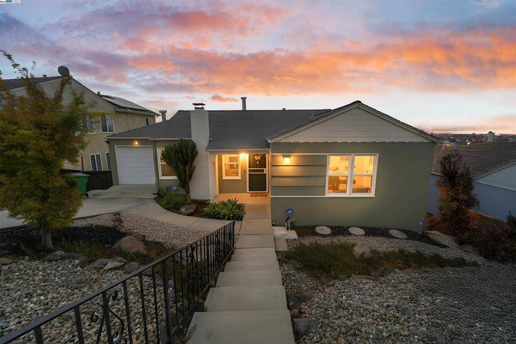 Castro Valley, CA 94578,16049 Selborne Dr
