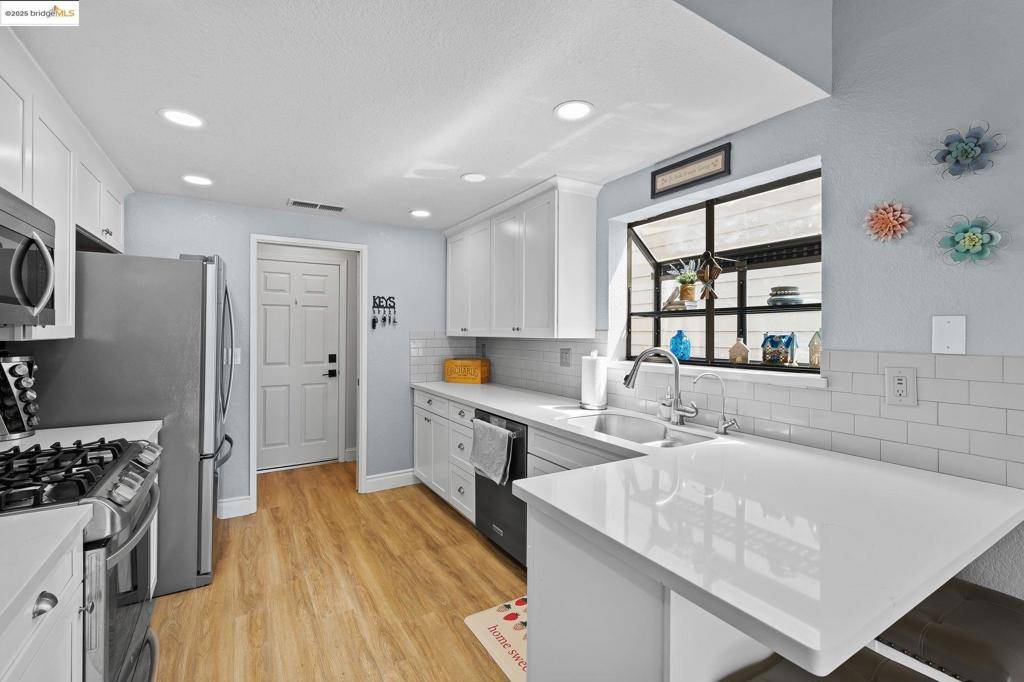 Modesto, CA 95356,2256 Camborne Dr