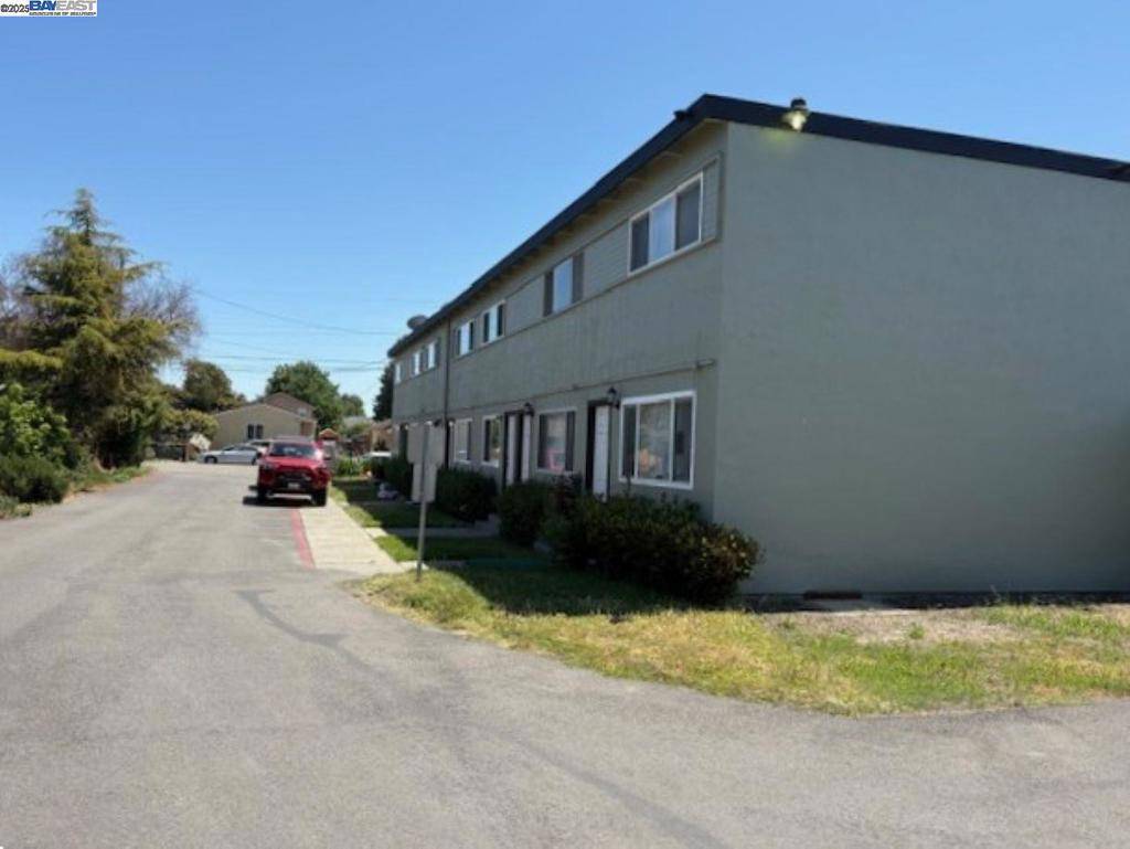 Hayward, CA 94541,188 Laurel