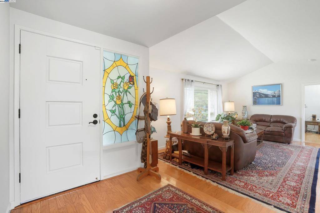 Dublin, CA 94568,11862 Dublin Green Dr