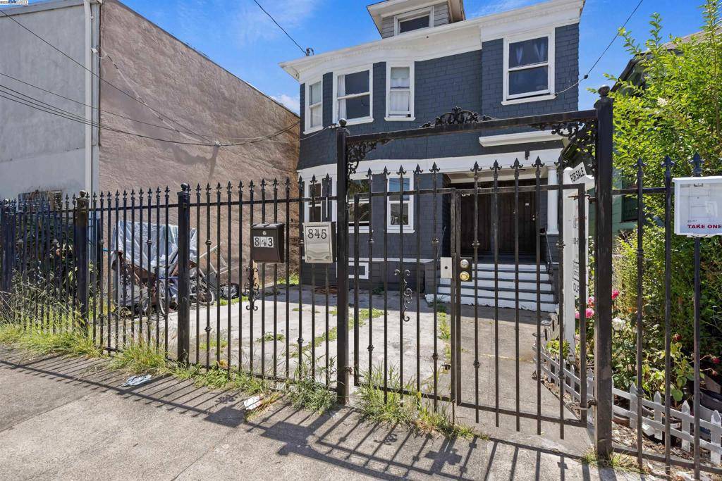 Oakland, CA 94607,845 Isabella Street