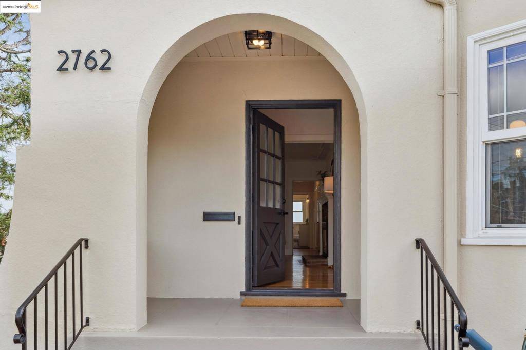 Oakland, CA 94619,2762 Maxwell Ave