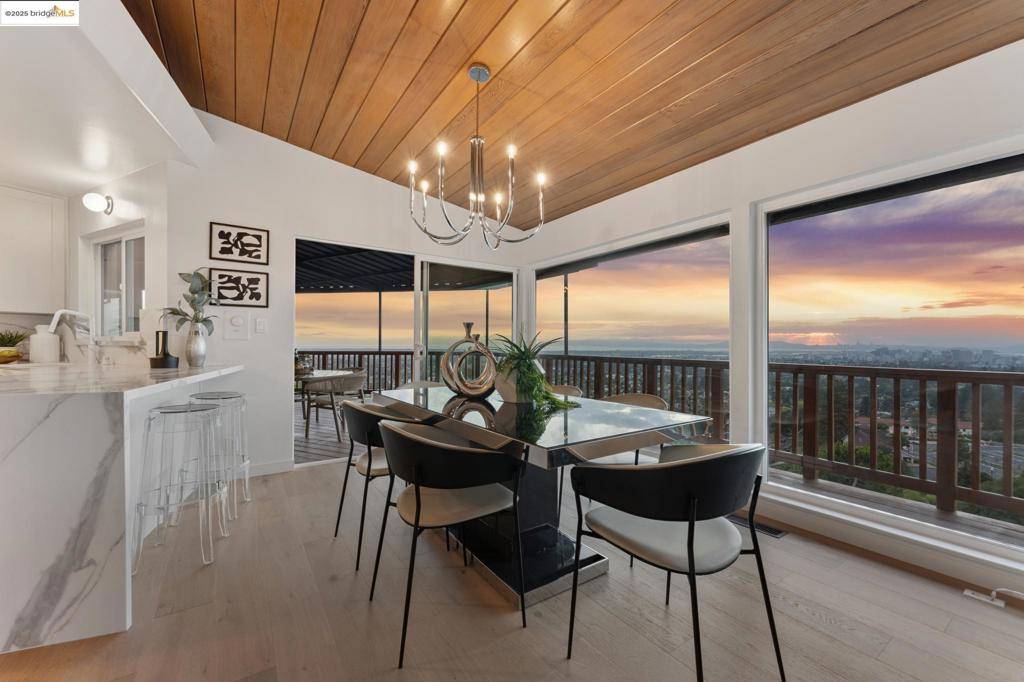 Oakland, CA 94602,37 Coolidge Ter